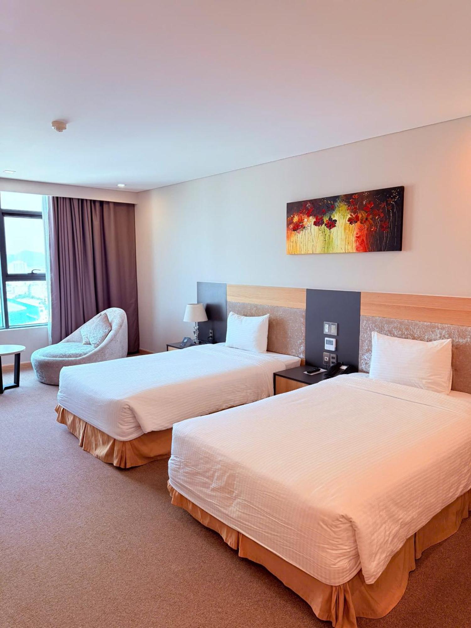 Muong Thanh Luxury Nha Trang Hotel Exterior foto
